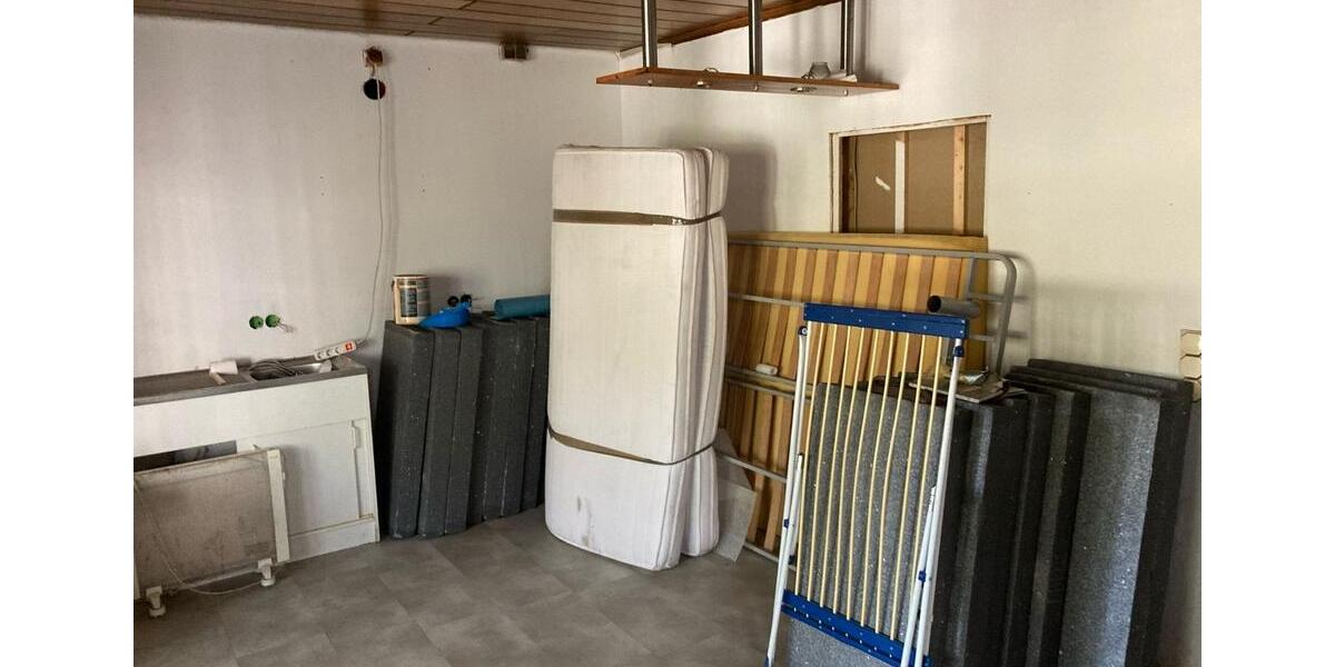 Doppelhaushälfte Olpe - 12 Zimmer, 195 m&sup2;, 245.000&euro; | Angebot:20153379