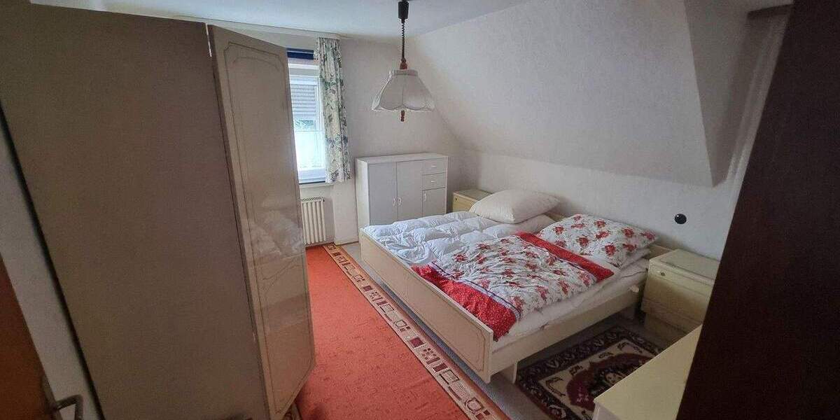 Einfamilienhaus Hilchenbach - Allenbach Allenbach - 7 Zimmer, 150 m&sup2;, 230.000&euro; | Angebot:25877540