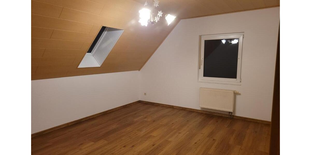 Einfamilienhaus Neunkirchen - 5 Zimmer, 121 m&sup2;, 1.450&euro; | Angebot:24554264