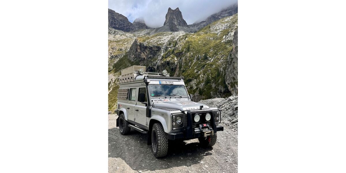 Land Rover Defender 70.000 km 82.500 &euro; Freudenberg 57258
