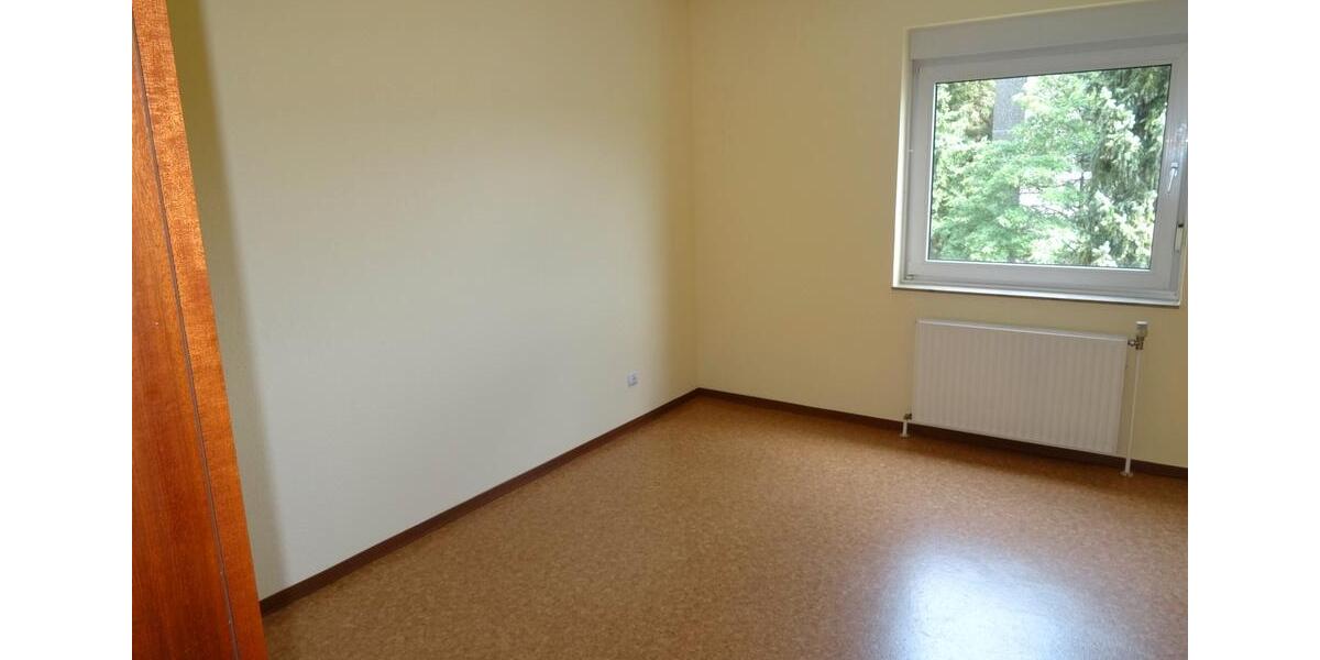 Etagenwohnung Siegen - 2 Zimmer, 73 m&sup2;, 675&euro; | Angebot:25992987