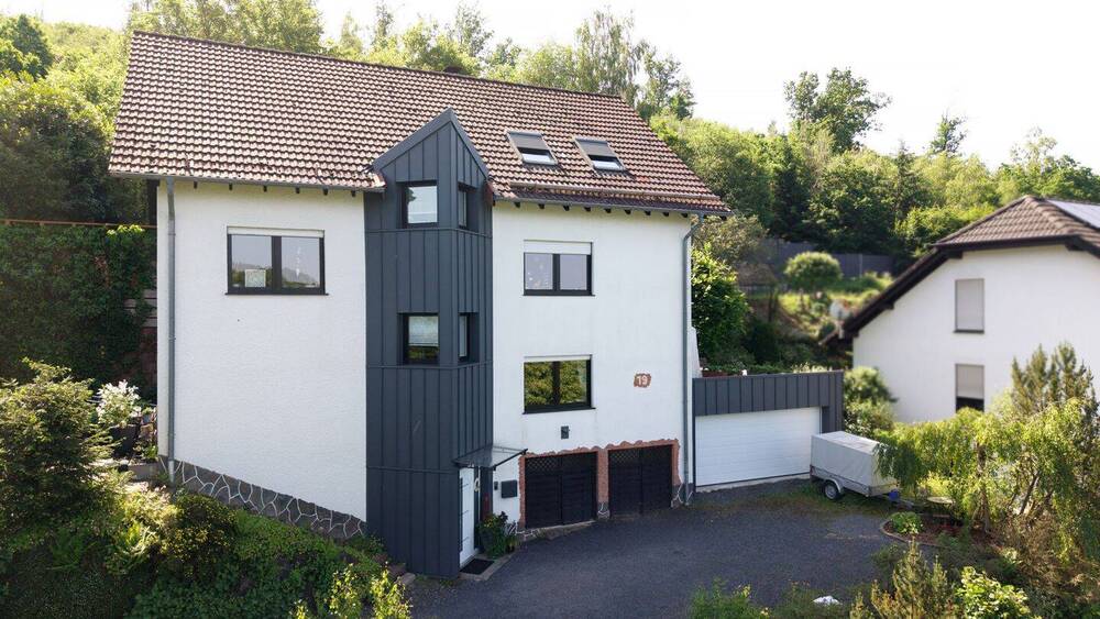 Mehrfamilienhaus, Wohnhaus Grünebach - 7 Zimmer, 230 m&sup2;, 350.000&euro; | Angebot:26859154