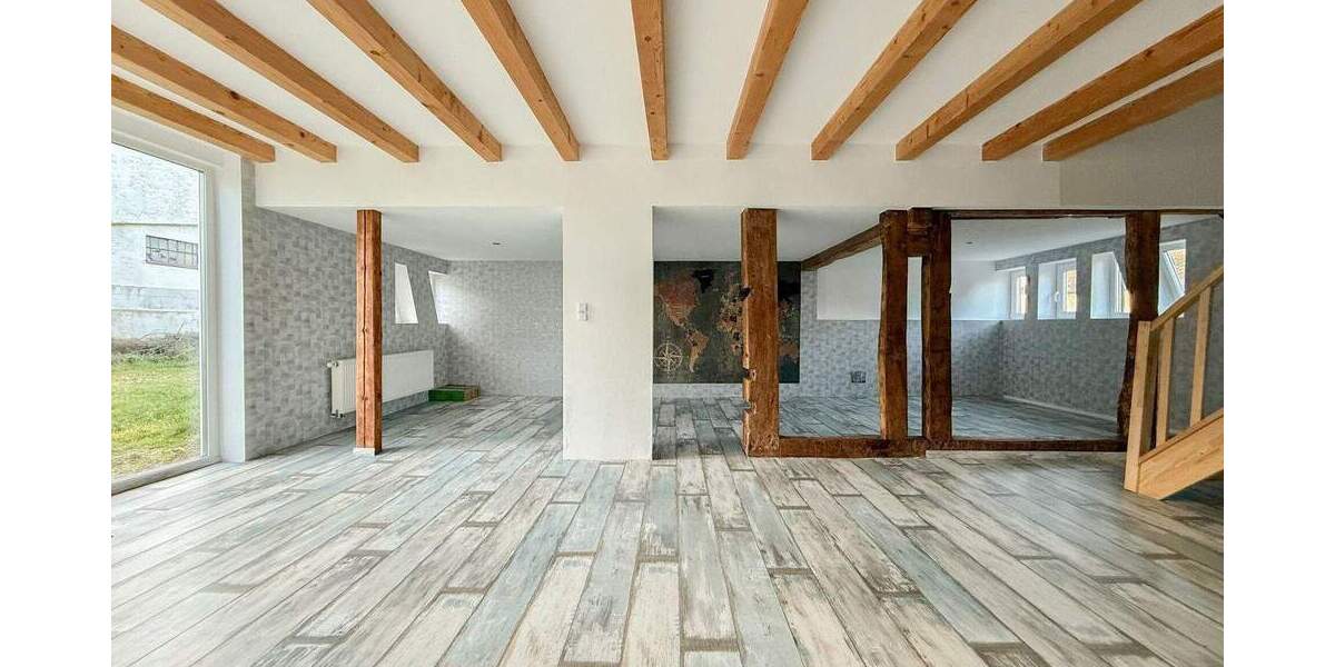 Einfamilienhaus Marzhausen - 9 Zimmer, 266 m&sup2;, 250.000&euro; | Angebot:25691935