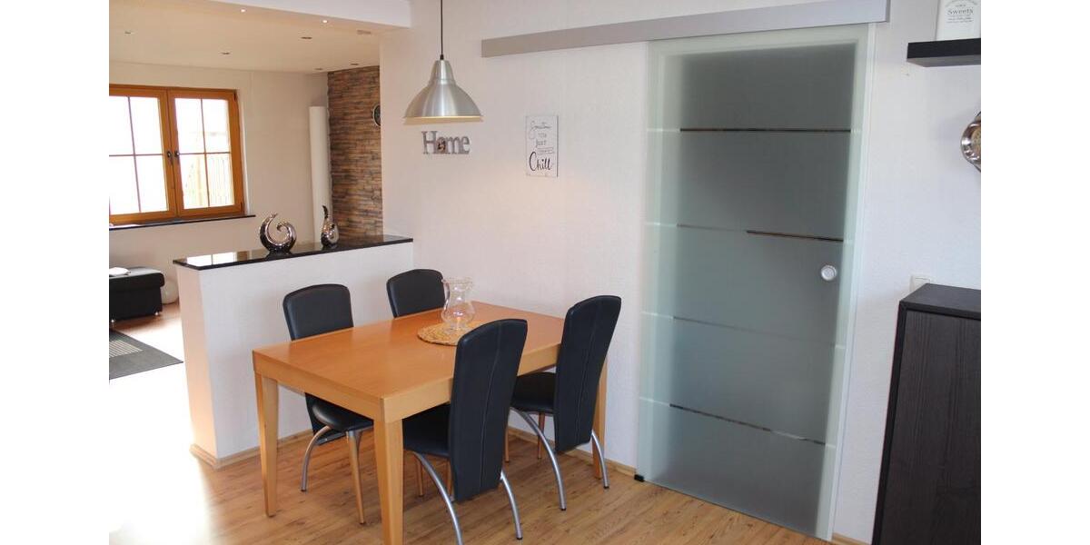 Doppelhaushälfte Pracht - 3 Zimmer, 90 m&sup2;, 160.000&euro; | Angebot:25838850