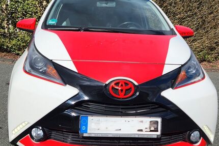 Toyota Aygo (X) 87.650 km 6.349 &euro; Kreuztal 57223
