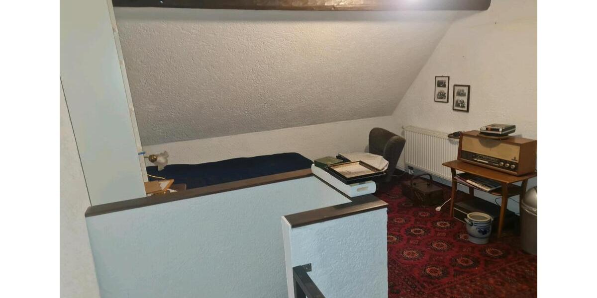 Dachgeschoßwohnung Rennerod - 2 Zimmer, 50 m&sup2;, 700&euro; | Angebot:25225833