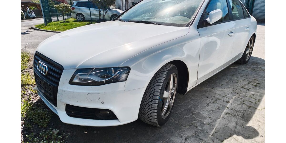 Audi A4 299.000 km 5.499 &euro; Fürthen 57539