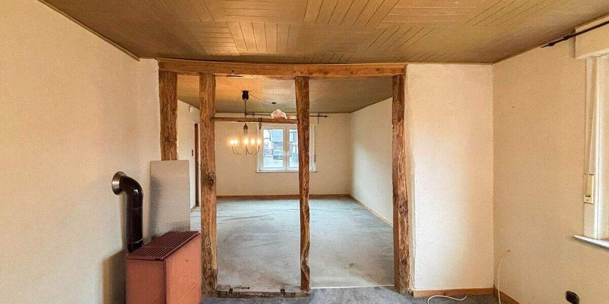 Einfamilienhaus Hamm VG - 7 Zimmer, 120 m&sup2;, 125.000&euro; | Angebot:25776417