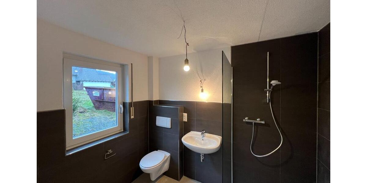 Mehrfamilienhaus, Wohnhaus Freudenberg - 10 Zimmer, 319 m&sup2;, 549.000&euro; | Angebot:24688458