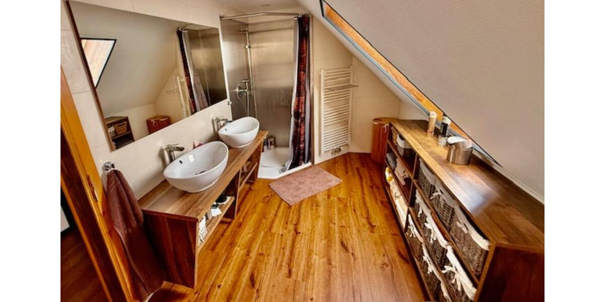 Einfamilienhaus Wissen - 10 Zimmer, 289 m&sup2;, 599.000&euro; | Angebot:25712086