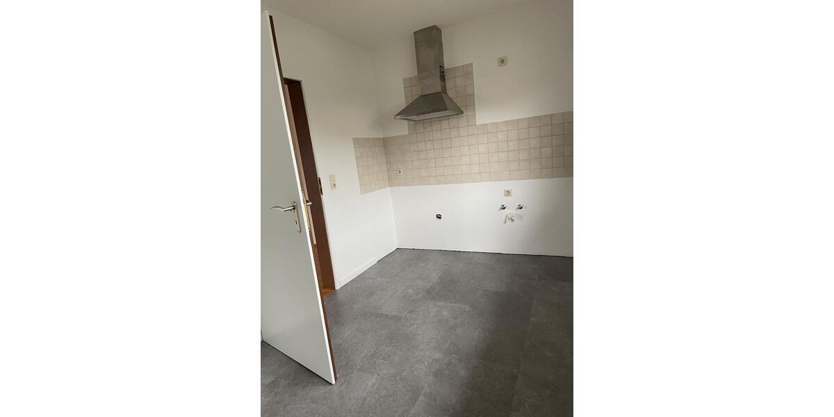 Einfamilienhaus Hachenburg - 7 Zimmer, 170 m&sup2;, 420.000&euro; | Angebot:25294518