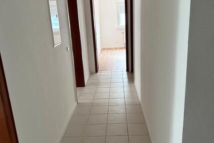 Wohnung Waldbröl - 3 Zimmer, 82 m&sup2;, 700&euro; | Angebot:25764263