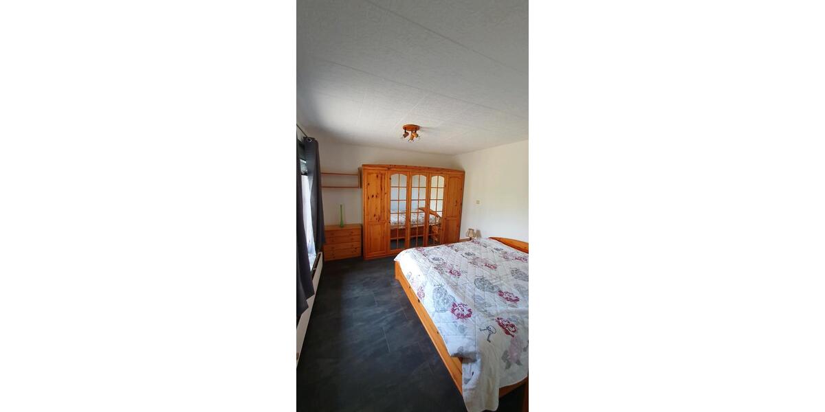 Etagenwohnung Wissen - 6 Zimmer, 145 m&sup2;, 2.250&euro; | Angebot:25787768