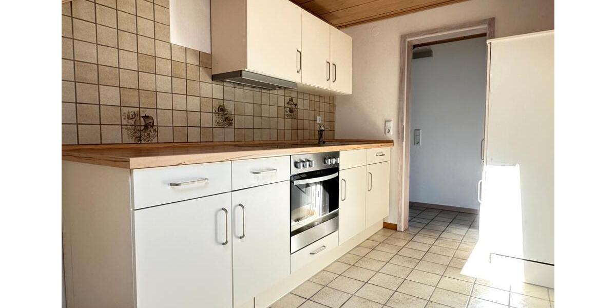 Dachgeschoßwohnung Siegen Eiserfeld - 1 Zimmer, 44 m&sup2;, 390&euro; | Angebot:26362639