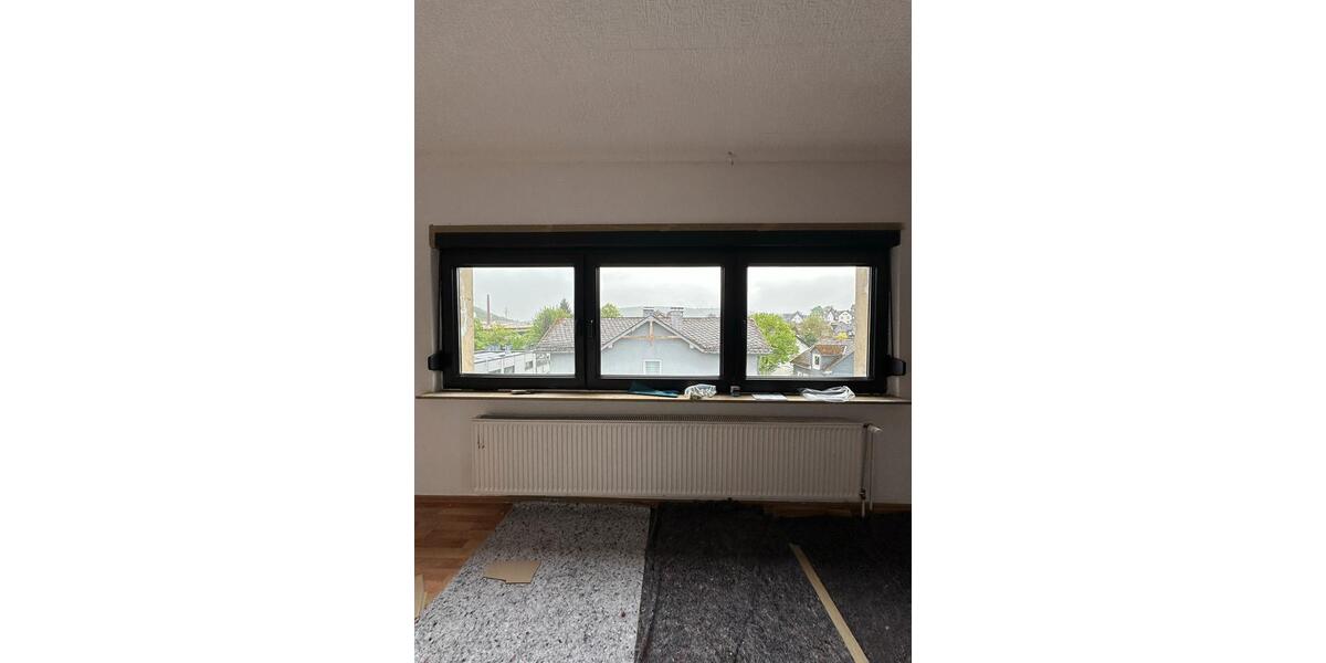 Dachgeschoßwohnung Siegen Dillnhütten - 2 Zimmer, 70 m&sup2;, 600&euro; | Angebot:26485677