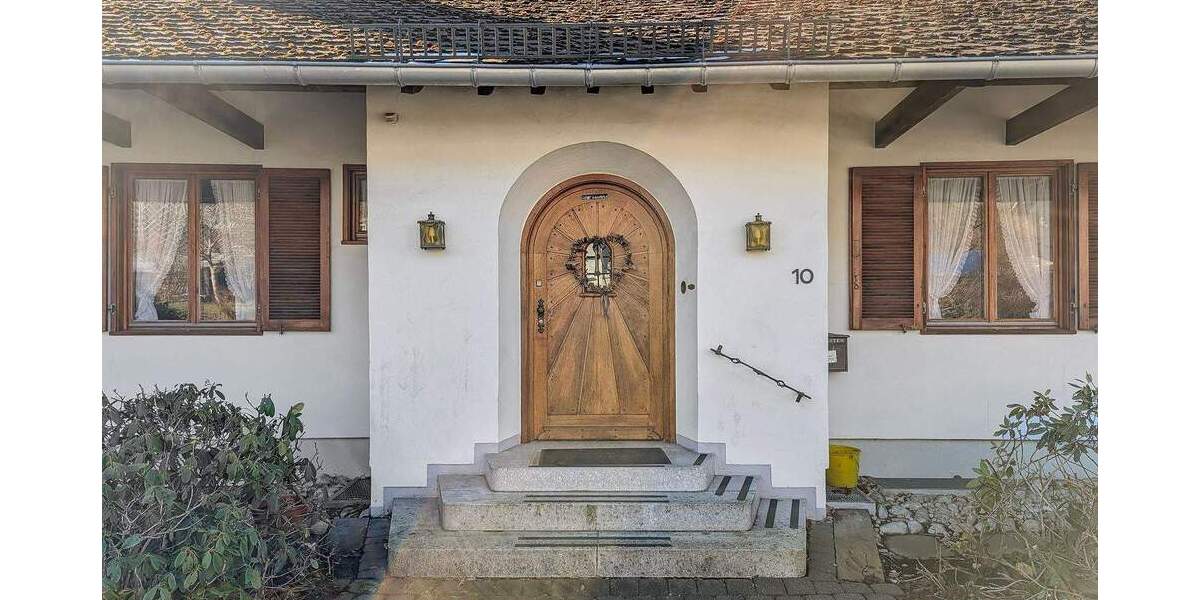 Einfamilienhaus Bad Laasphe - 7 Zimmer, 183 m&sup2;, 286.000&euro; | Angebot:25663940