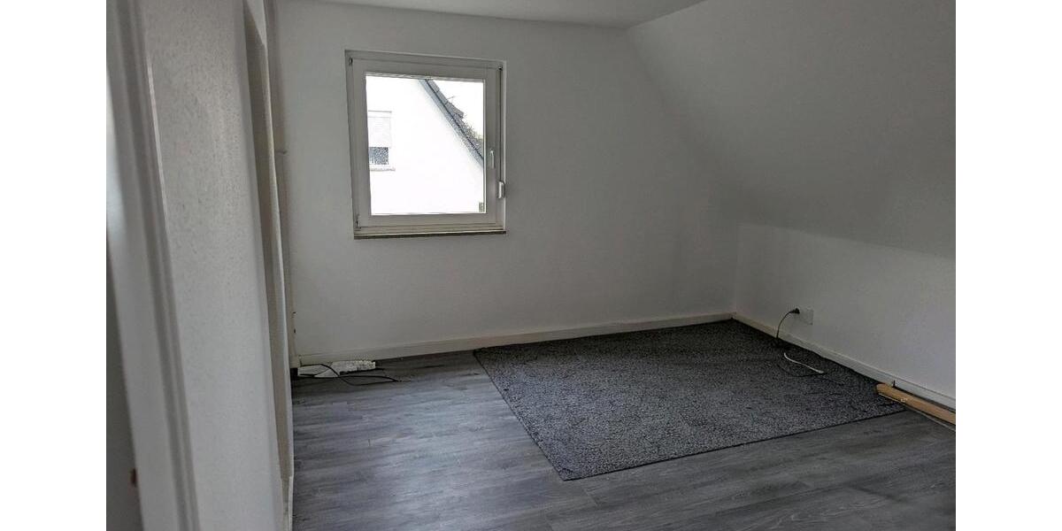 Einfamilienhaus Siegen Weidenau - 5 Zimmer, 150 m&sup2;, 1.735&euro; | Angebot:26527664