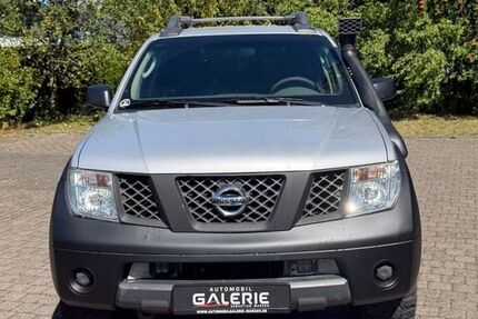 Nissan Pathfinder 164.280 km 9.890 &euro; Lennestadt 57368