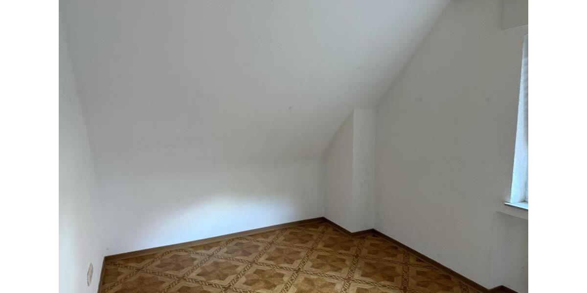 Maisonettenwohnung Wilnsdorf - 7 Zimmer, 165 m&sup2;, 195.000&euro; | Angebot:26994743