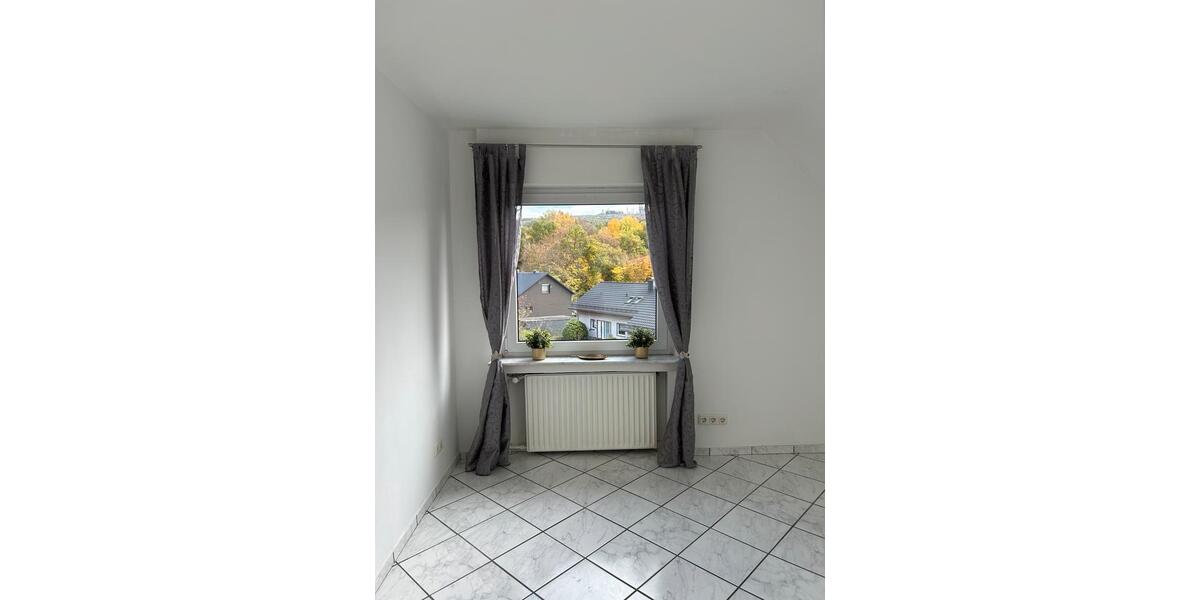 Etagenwohnung Siegen Kaan-Marienborn - 4 Zimmer, 60 m&sup2;, 550&euro; | Angebot:25810589