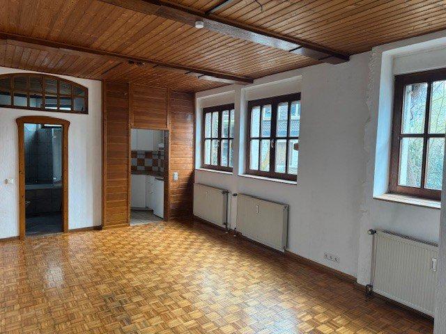 Erdgeschoßwohnung Siegen - 2 Zimmer, 57 m&sup2;, 425&euro; | Angebot:26038752