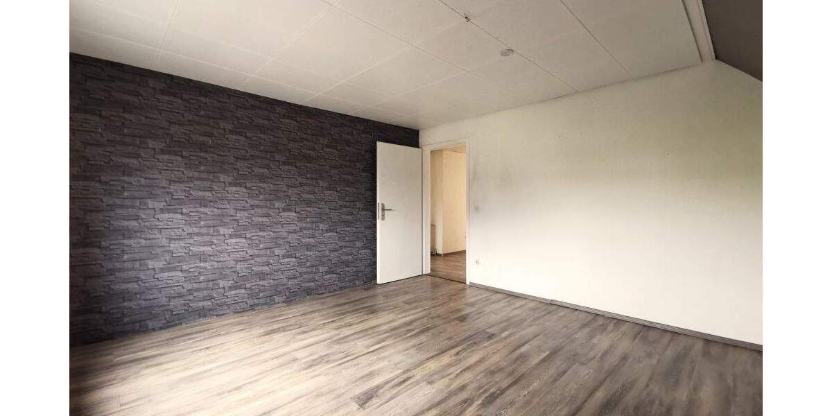 Einfamilienhaus Bretthausen - 6 Zimmer, 148 m&sup2;, 165.000&euro; | Angebot:25685057