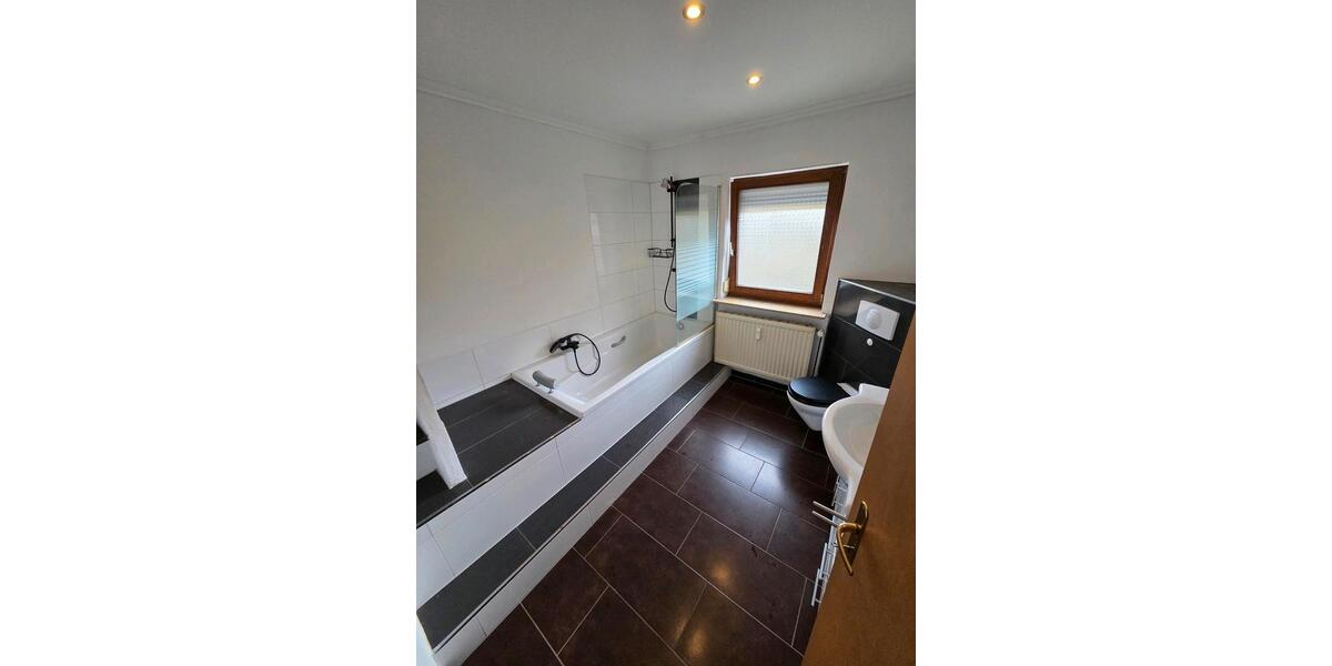 Mehrfamilienhaus, Wohnhaus Mudersbach - 5 Zimmer, 225 m&sup2;, 310.000&euro; | Angebot:23500726