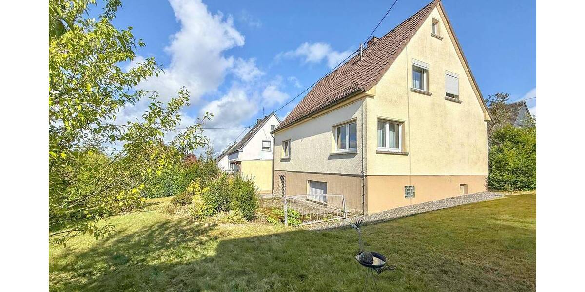 Einfamilienhaus Hachenburg - 6 Zimmer, 107 m&sup2;, 225.000&euro; | Angebot:25691822