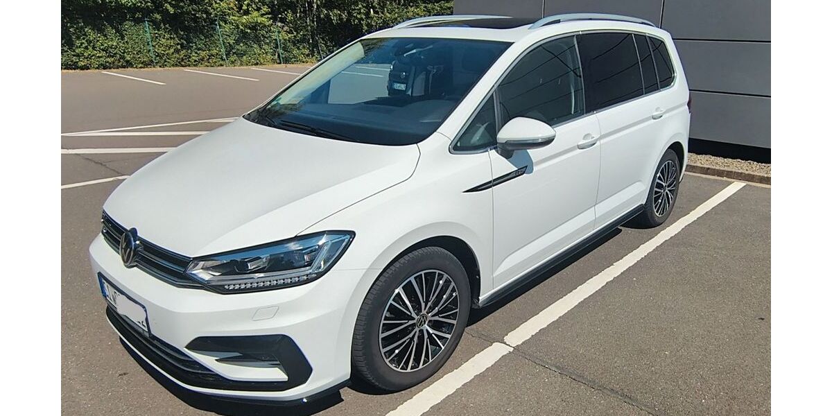 VW Touran 57.000 km 27.500 &euro; FREUDENBERG 57258