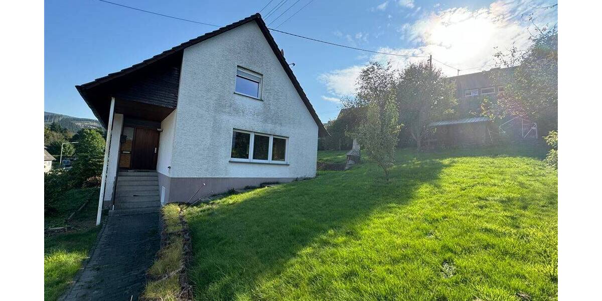 Einfamilienhaus Kirchhundem Oberhundem - 5 Zimmer, 125 m&sup2;, 129.000&euro; | Angebot:25682547