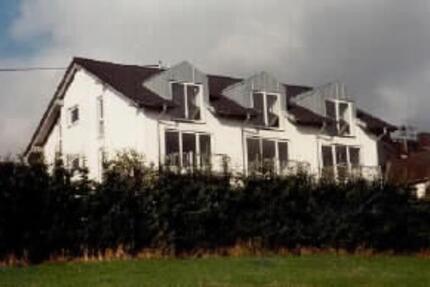 Wohnung Hachenburg - 3 Zimmer, 90 m&sup2;, 825&euro; | Angebot:25883279