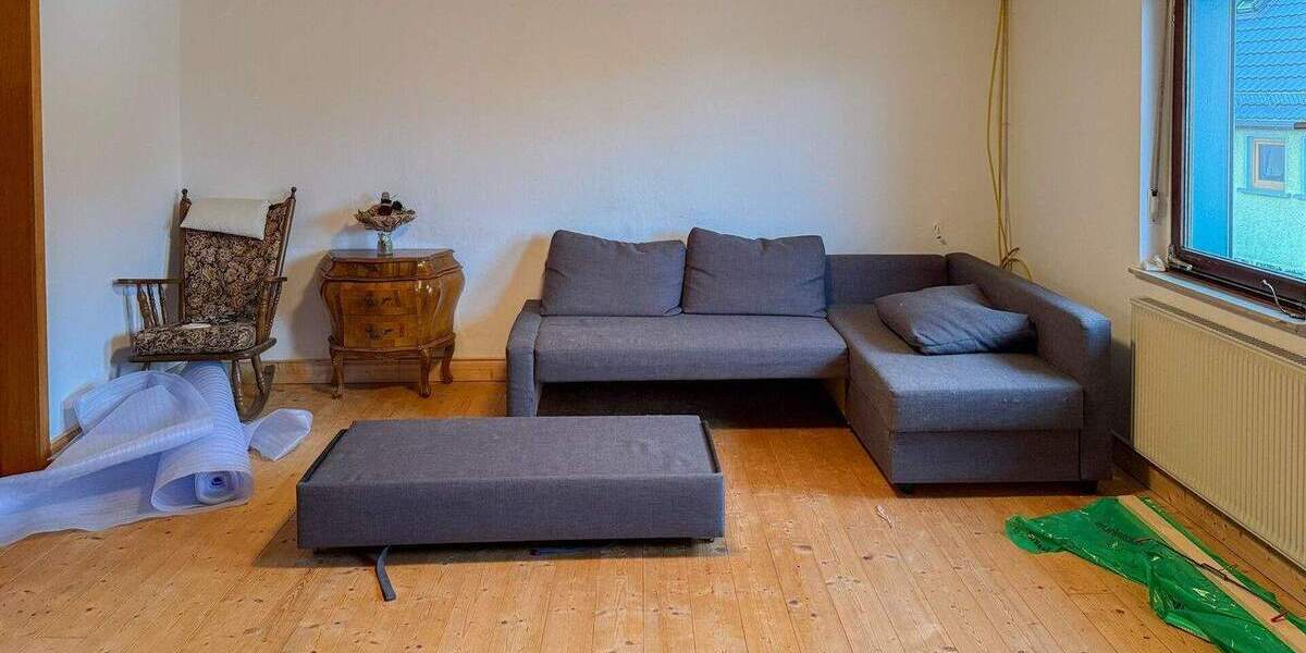 Bauernhaus, Landhaus Hachenburg VG - 7 Zimmer, 160 m&sup2;, 220.000&euro; | Angebot:25691949