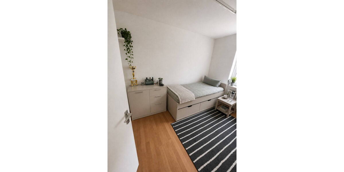 Etagenwohnung Siegen - 4 Zimmer, 87 m&sup2;, 198.000&euro; | Angebot:26616850