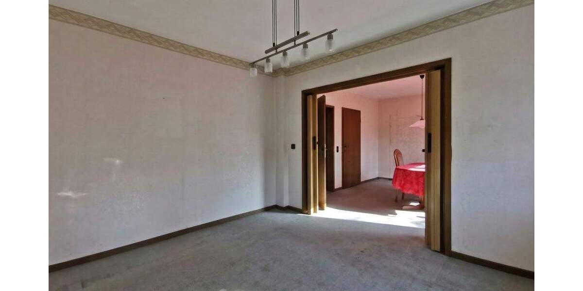 Einfamilienhaus Mudersbach - 7 Zimmer, 131 m&sup2;, 179.000&euro; | Angebot:25820831