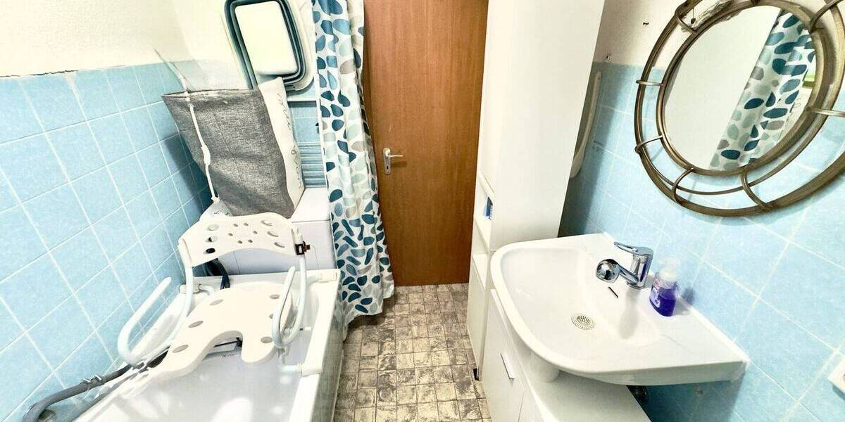 Etagenwohnung Waldbröl - 2 Zimmer, 50 m&sup2;, 78.000&euro; | Angebot:25742822