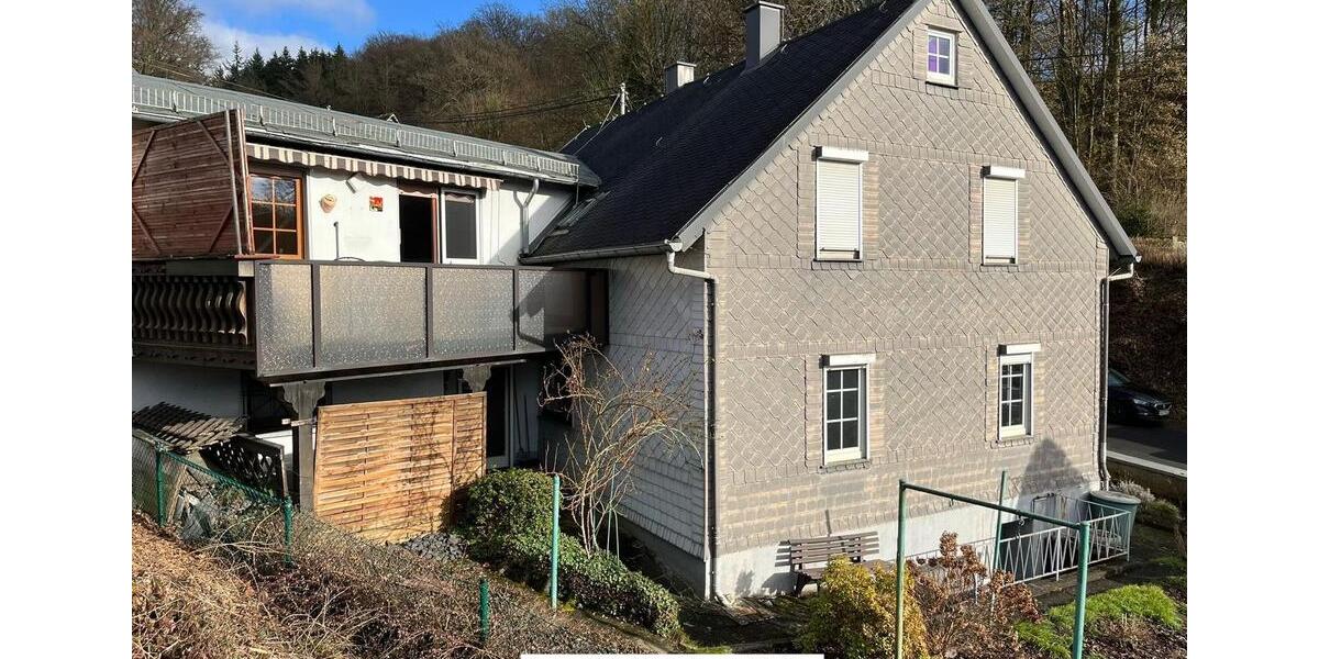 Einfamilienhaus Nistertal - 15 Zimmer, 236 m&sup2;, 189.000&euro; | Angebot:24838743