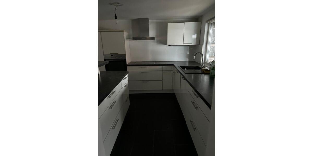 Doppelhaushälfte Burbach - 5 Zimmer, 137 m&sup2;, 135.000&euro; | Angebot:24880472