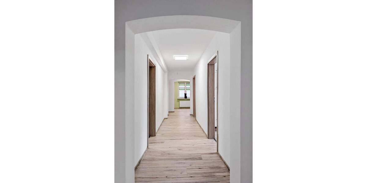 Gewerbeobjekt Bad Laasphe - 9 Zimmer, 899.000&euro; | Angebot:25797964