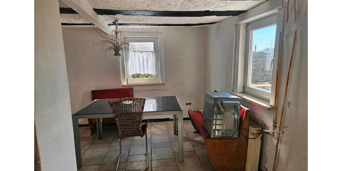 Einfamilienhaus Etzbach - 8 Zimmer, 130 m&sup2;, 1.200&euro; | Angebot:26323072