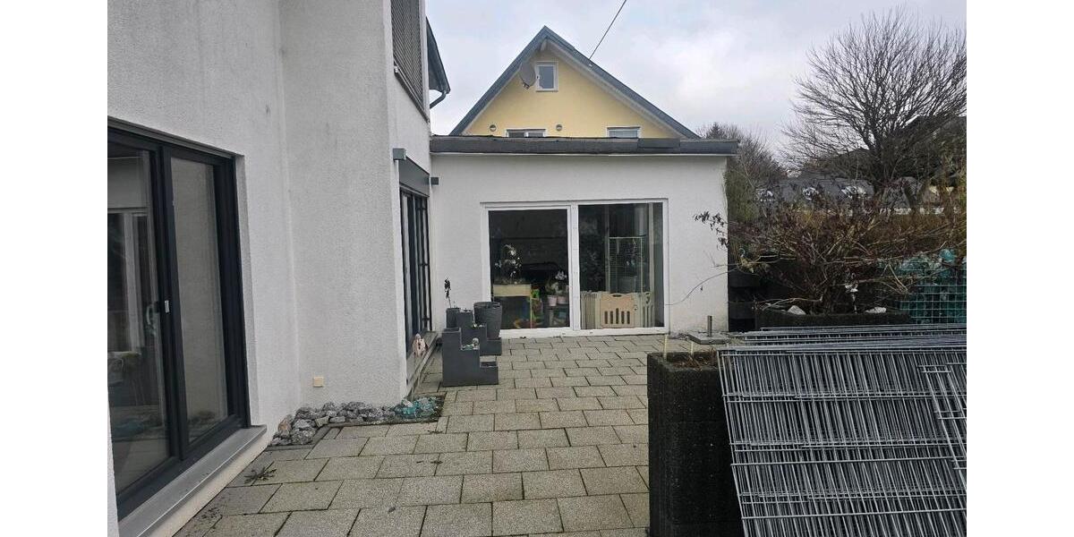 Einfamilienhaus Rennerod - 7 Zimmer, 176 m&sup2;, 350.000&euro; | Angebot:25550580