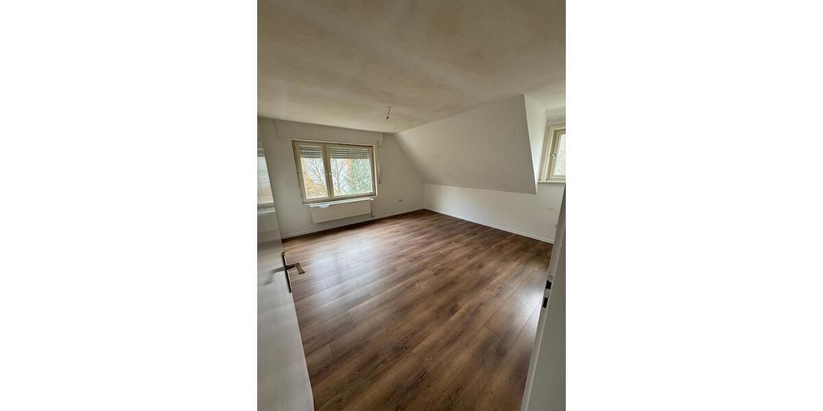 Etagenwohnung Siegen Weidenau - 2 Zimmer, 60 m&sup2;, 600&euro; | Angebot:25612797
