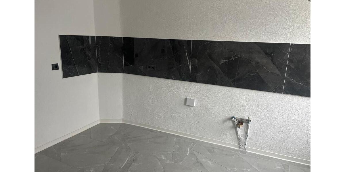 Dachgeschoßwohnung Bad Laasphe - 4 Zimmer, 120 m&sup2;, 700&euro; | Angebot:24840310