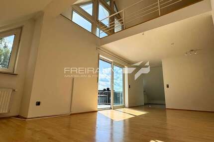Wohnung Siegen - 2.5 Zimmer, 72 m&sup2;, 239.000&euro; | Angebot:27005290