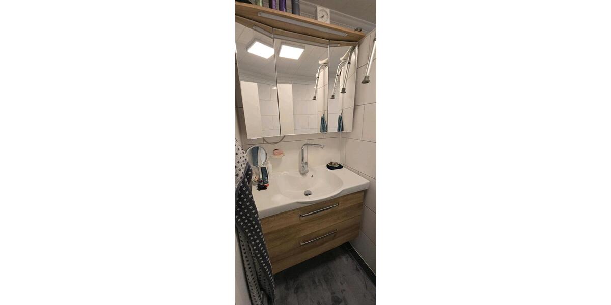 Etagenwohnung Dietzhölztal - 3 Zimmer, 100 m&sup2;, 700&euro; | Angebot:25960498