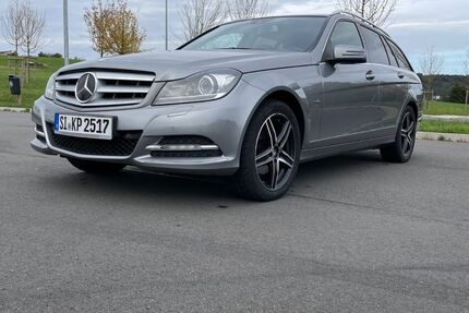Mercedes-Benz C 220 225.000 km 11.499 &euro; Freudenberg 57258
