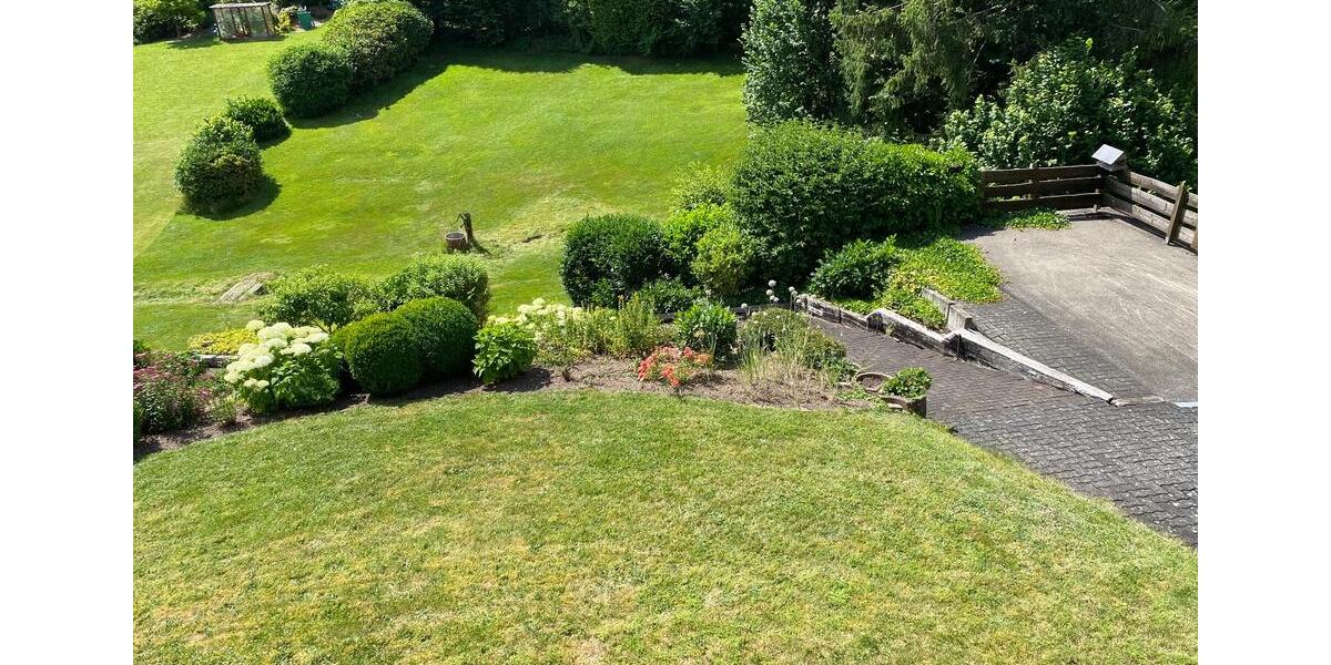 Einfamilienhaus Siegen Dillnhütten - 11 Zimmer, 263 m&sup2;, 495.000&euro; | Angebot:27078551