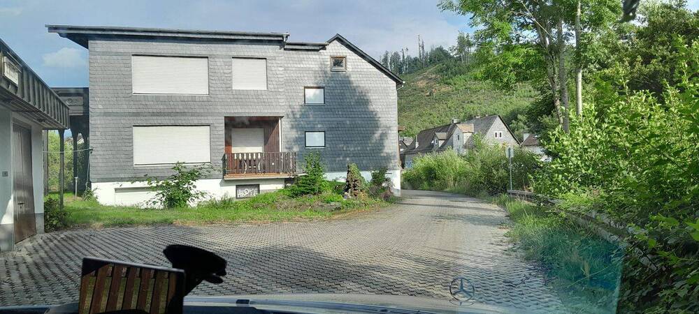 Mehrfamilienhaus, Wohnhaus Dietzhölztal Ewersbach - 7 Zimmer, 215 m&sup2;, 189.000&euro; | Angebot:25689865
