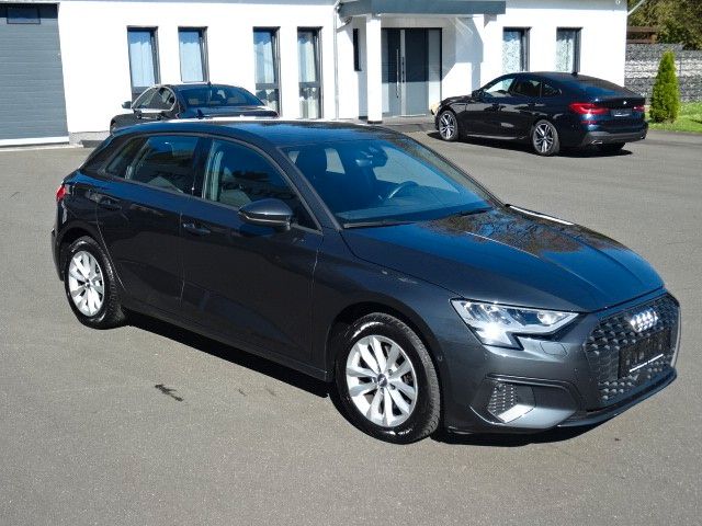 Audi A3 89.000 km 19.500 &euro; Hattert 57644