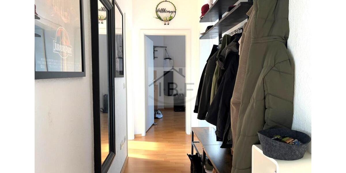 Etagenwohnung Siegen - 3 Zimmer, 82 m&sup2;, 650&euro; | Angebot:25857606