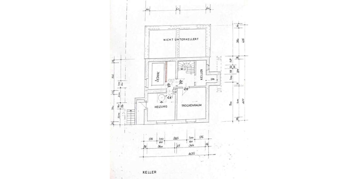 Einfamilienhaus Siegen Kaan-Marienborn - 7 Zimmer, 235 m&sup2;, 350.000&euro; | Angebot:26613907